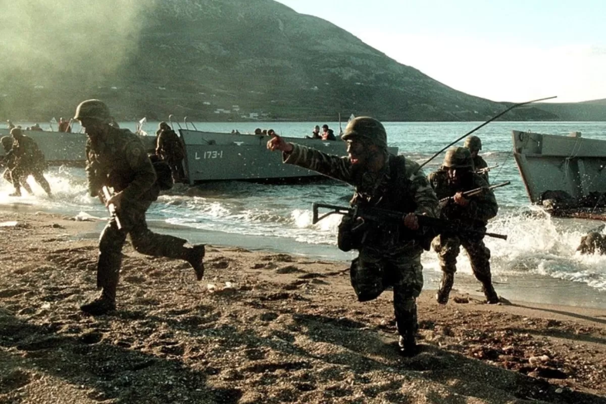 Doi cetățeni greci au fost condamnați pentru spionaj în beneficiul Turciei