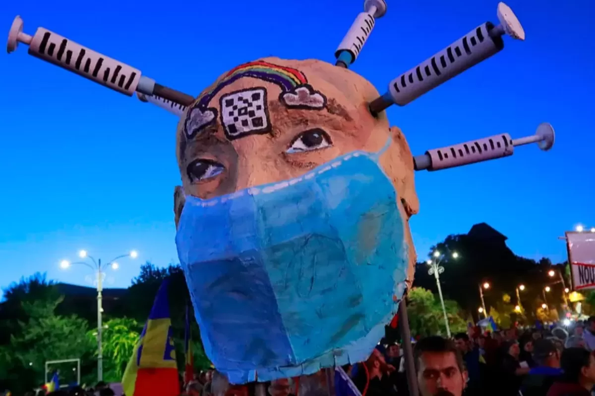 România 2021: Top FAKE NEWS & DEZINFORMĂRI demontate de Veridica