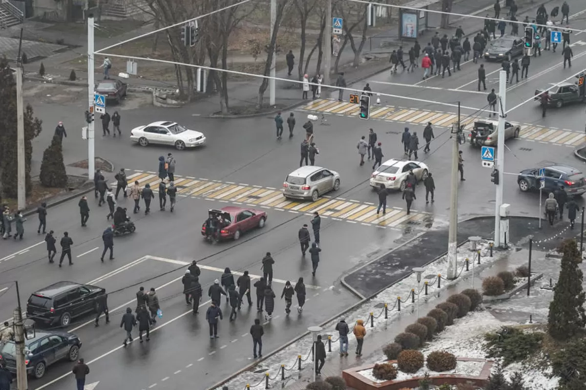 Kazahstan: protestatarii le cer autorităților să părăsească Uniunea Eurasiatică și să susțină Ucraina