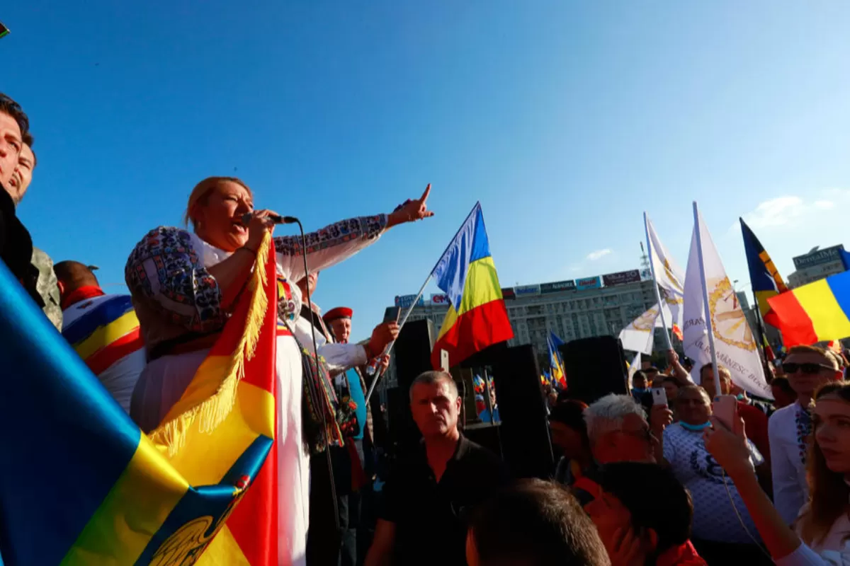 DEZINFORMARE: UE forțează România să renunțe la Constituția și suveranitatea sa