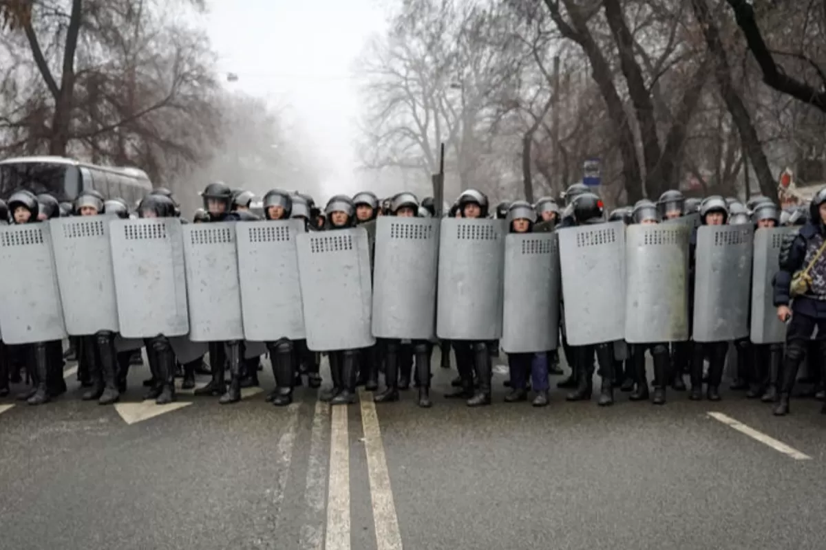 Kazahstan: numeroşi morţi în ciocnirile dintre manifestanţi şi poliţie