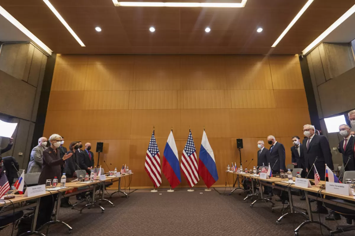 Criza din Ucraina: Rusia dă noi asigurări că nu plănuiește să atace