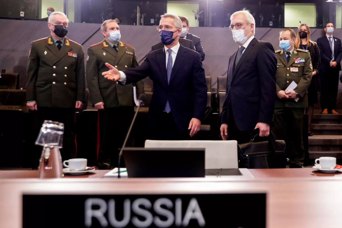 EJEDNEVNÎI JURNAL.RU: Acum, e musai să distingi înfrângerile de victorii