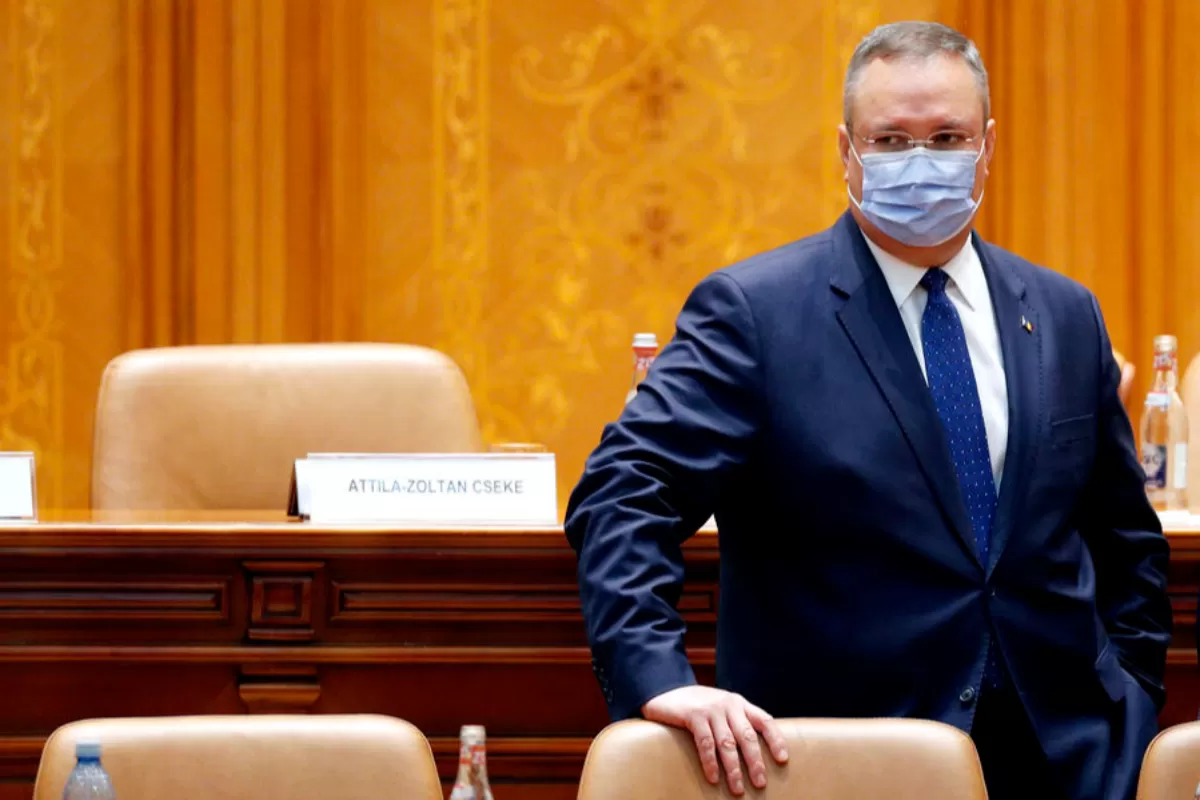 Universitatea Naţională de Apărare 'Carol I' de la București verifică teza de doctorat a premierului Nicolae Ciucă, care e suspectat de plagiat