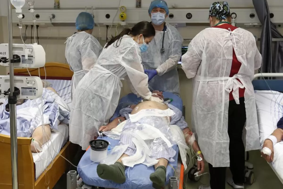 România: un nou record al numărului de infectări cu COVID-19 consemnate într-o singură zi