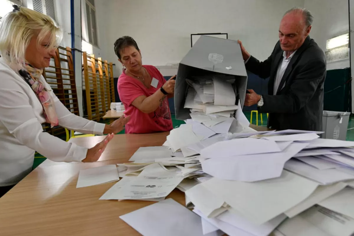 OSCE recomandă trimiterea, în premieră, a unei misiuni excepționale de observatori la alegerile parlamentare din Ungaria, de pe 3 aprilie