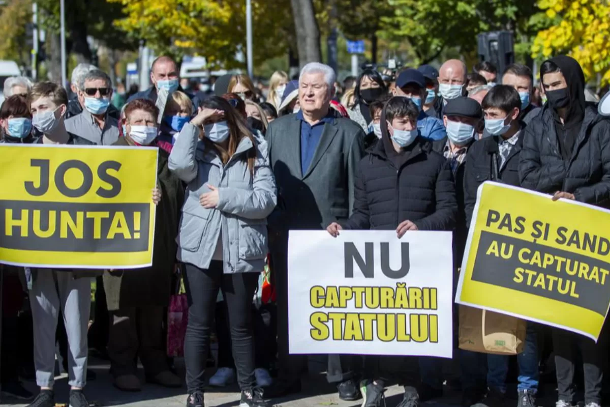 Stânga filorusă de la Chişinău se regrupează