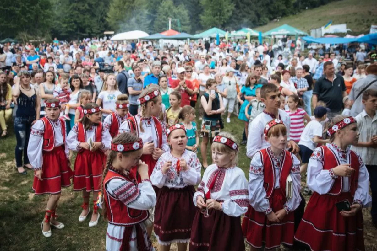 Criza din Ucraina: Atacurile cibernetice, activităţile de spionaj şi cele asociate fenomenului ştirilor false s-au intensificat în România – afirmă directorul SRI, Eduard Hellvig