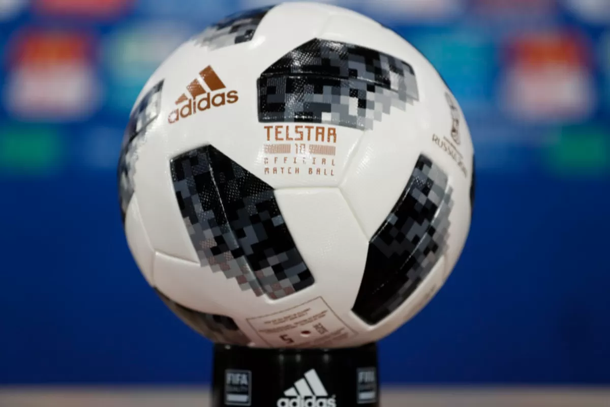 RĂZBOI ÎN UCRAINA: Gigantul producător de echipament sportiv Adidas a anunțat că și-a suspendat partenariatul cu federația rusă de fotbal