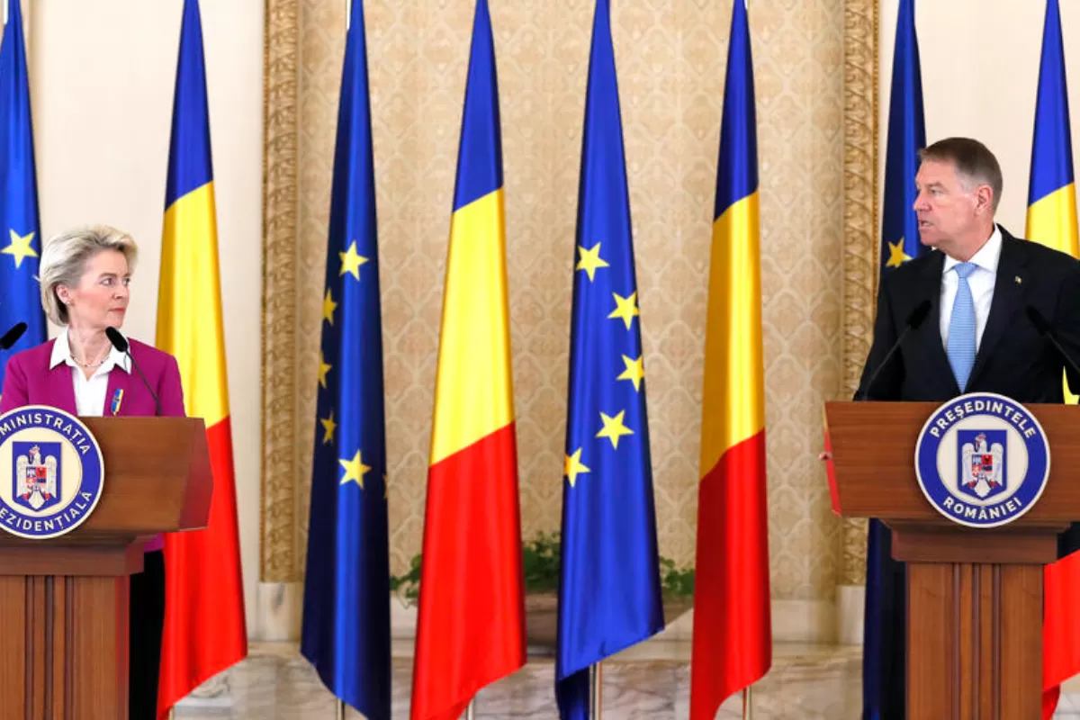 RĂZBOI ÎN UCRAINA: România este un exemplu extraordinar de solidaritate în Europa – afirmă, la București, președintele Comisiei Europene, Ursula von der Leyen