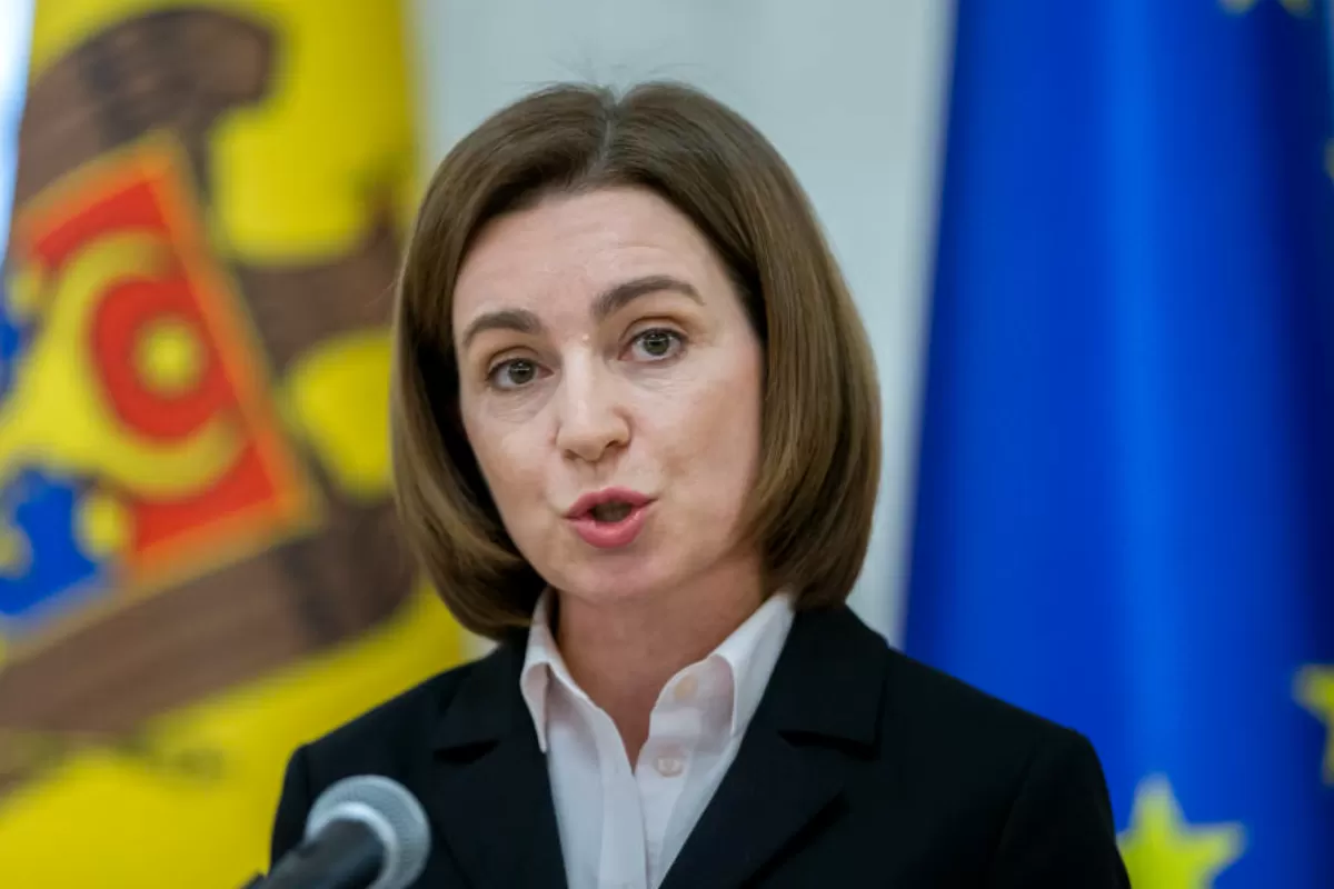 RĂZBOI ÎN UCRAINA: Republica Moldova și-a depus oficial cererea de aderare la UE, România a salutat demersul