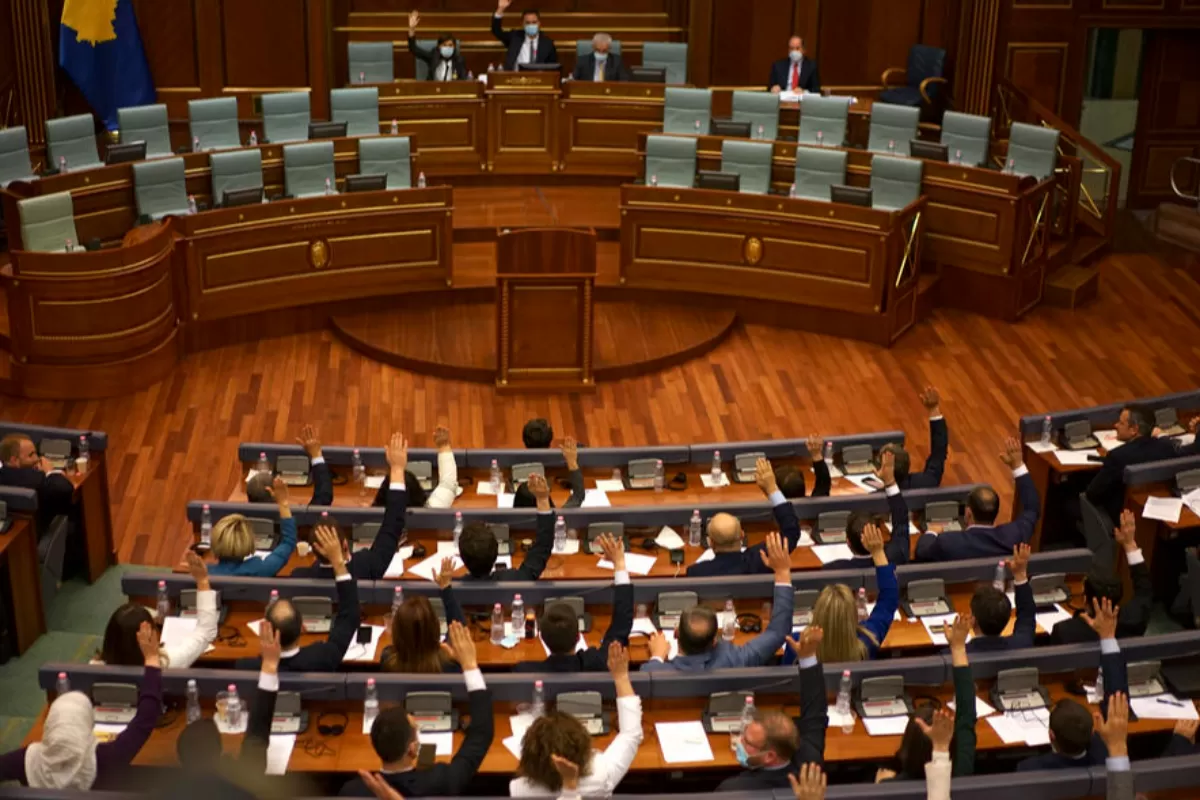 Uniunea Europeană își dublează personalul anticorupție din Kosovo