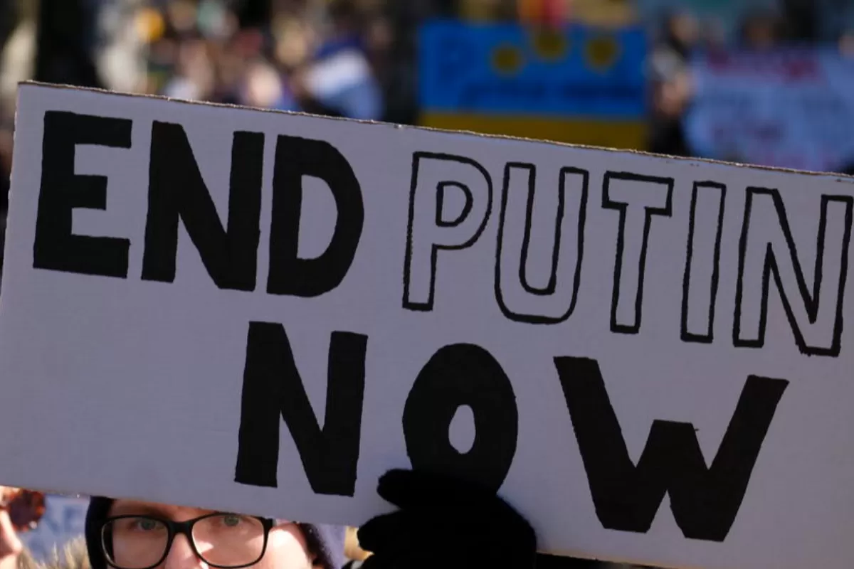 RĂZBOI ÎN UCRAINA: Într-o mişcare coordonată, țările baltice expulzează diplomați ruși