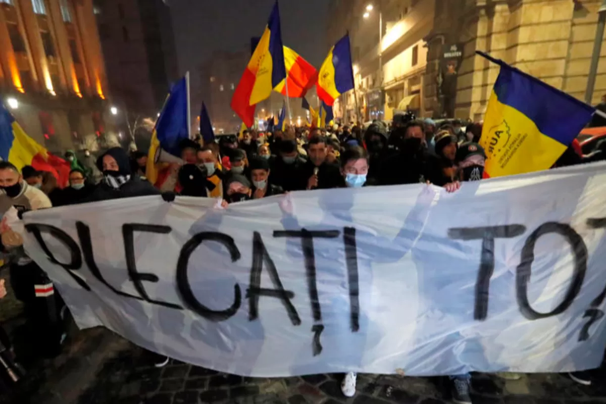 Opoziția naționalistă din Parlamentul de la București își alege, duminică, noua conducere