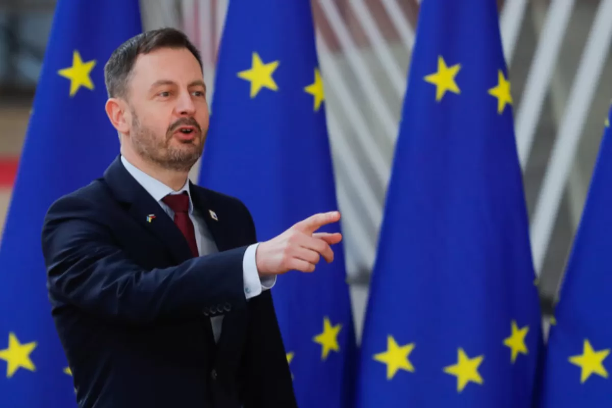 Slovacia expulzează 35 de diplomați ruși