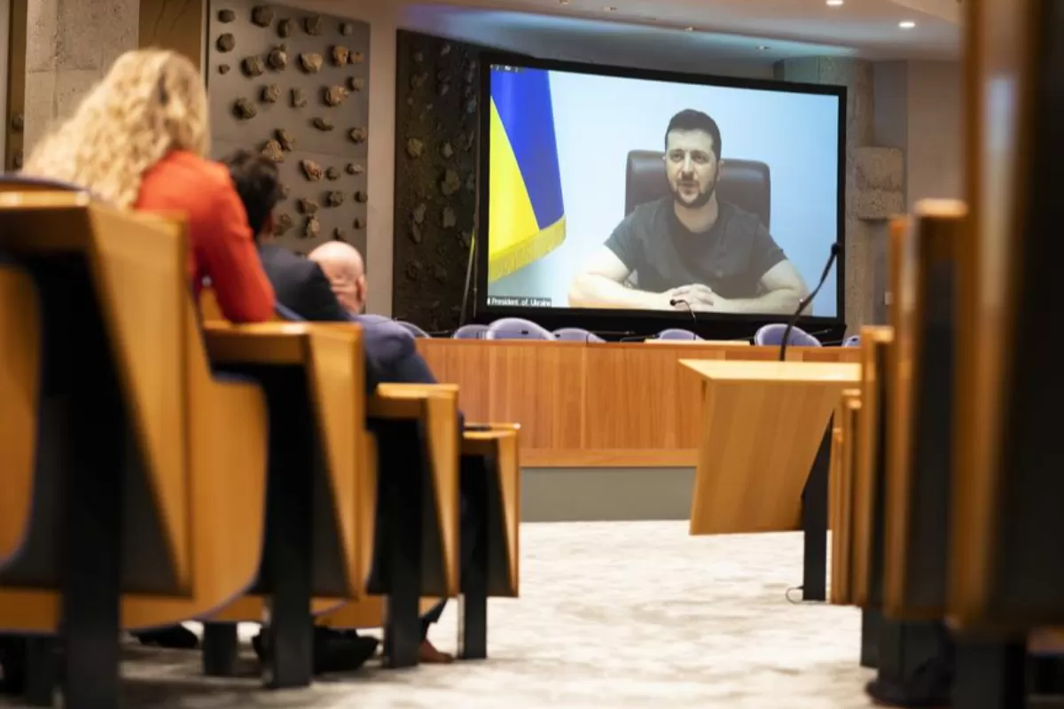 RĂZBOI ÎN UCRAINA: Preşedintele ucrainean Volodimir Zelenski cere Olandei noi sancţiuni la adresa Rusiei