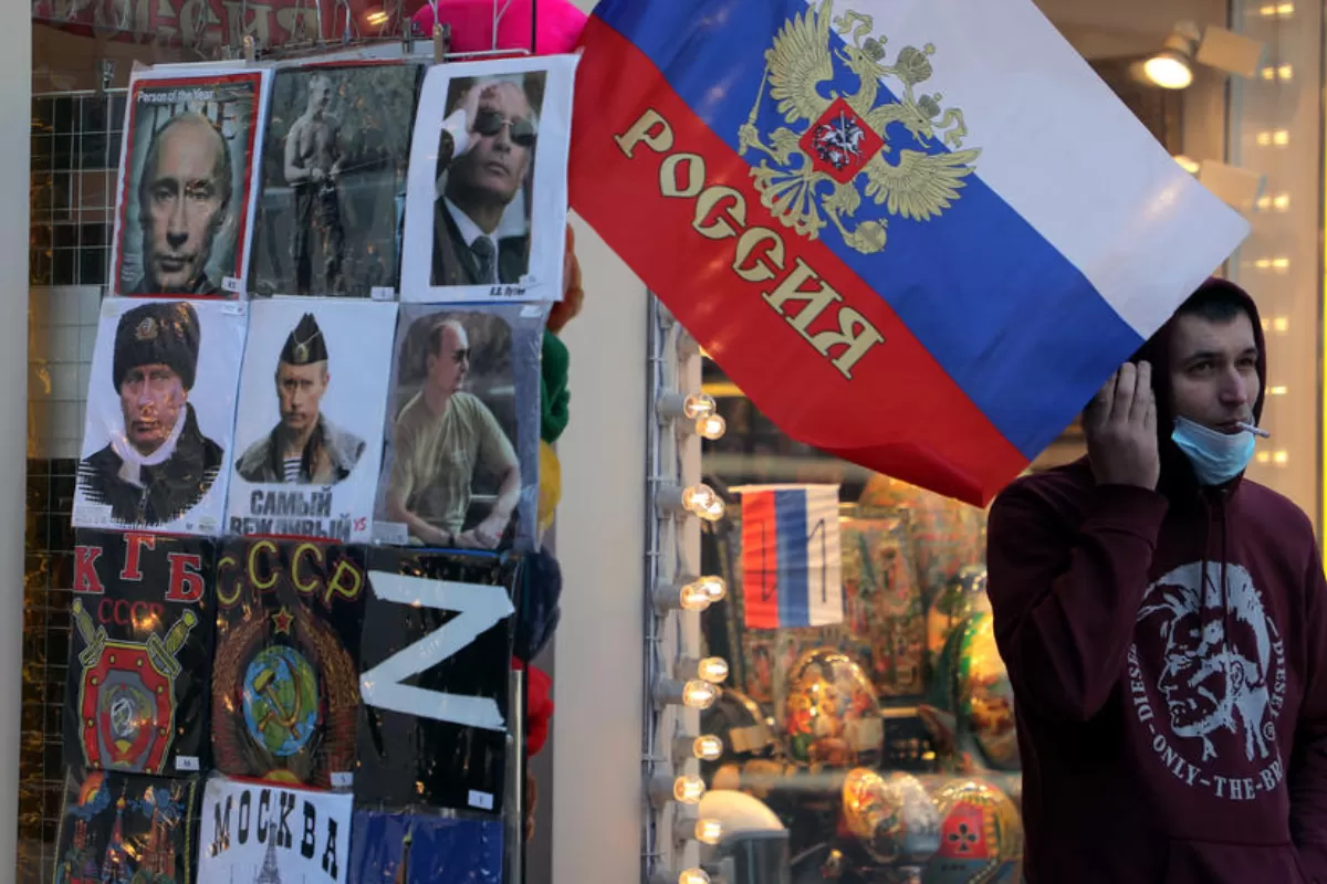 DOSSIER: „RĂSĂRITUL ÎN FORMĂ DE Z”