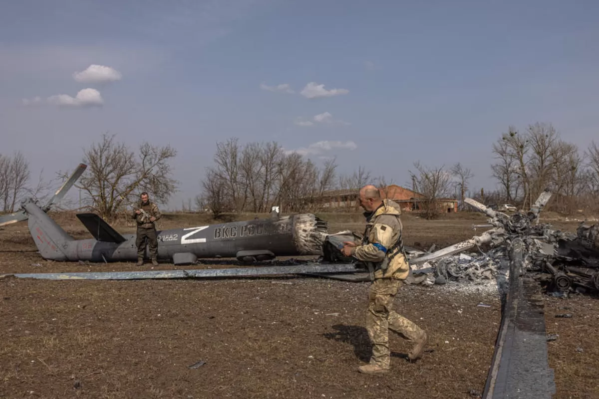 RĂZBOI ÎN UCRAINA: Un cunoscut fotojurnalist ucrainean, găsit mort la nord de Kiev