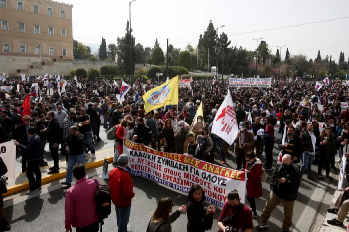 Grecii sunt în grevă națională