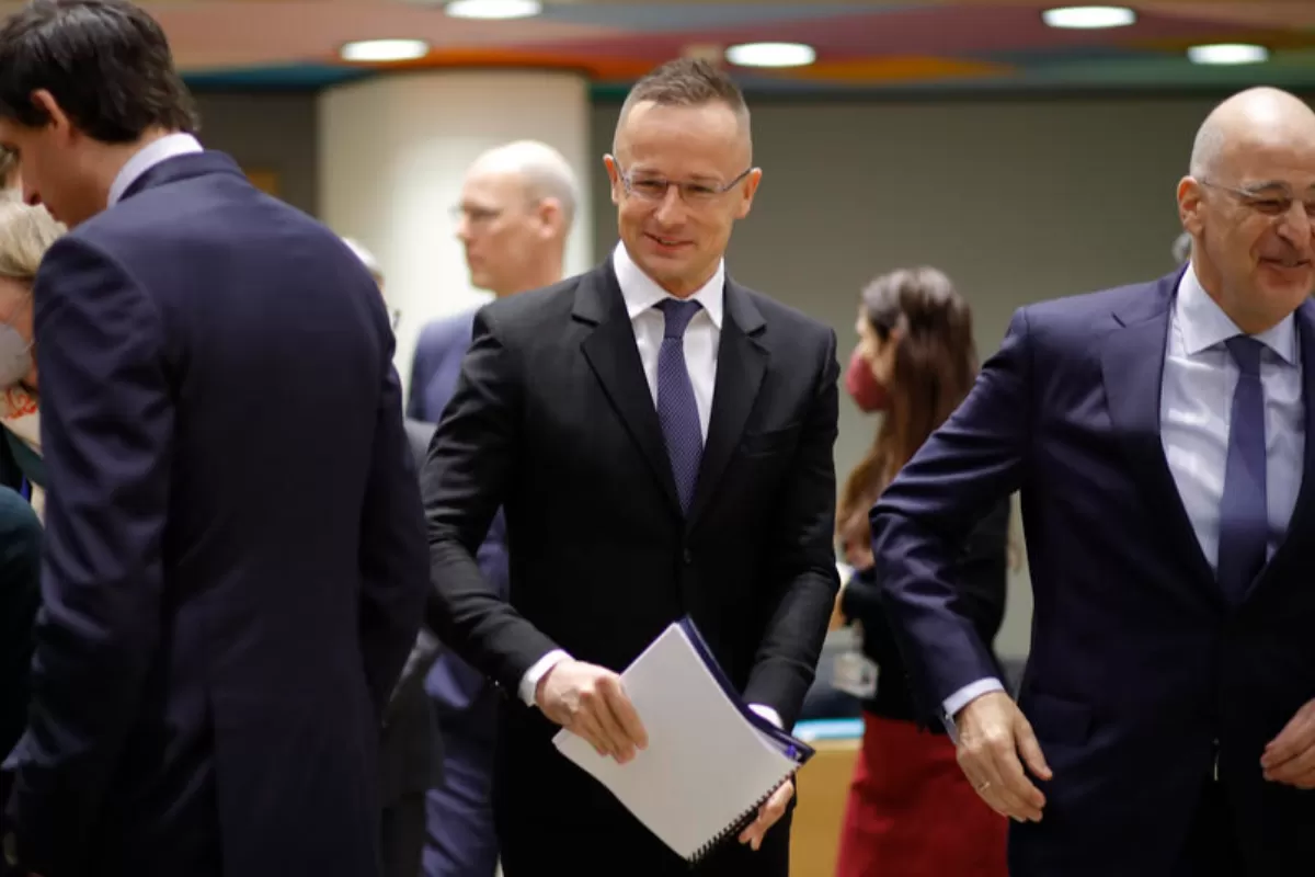 RĂZBOI ÎN UCRAINA: Ungaria a primit pe calea aerului combustibil nuclear din Rusia pentru centrala de la Paks