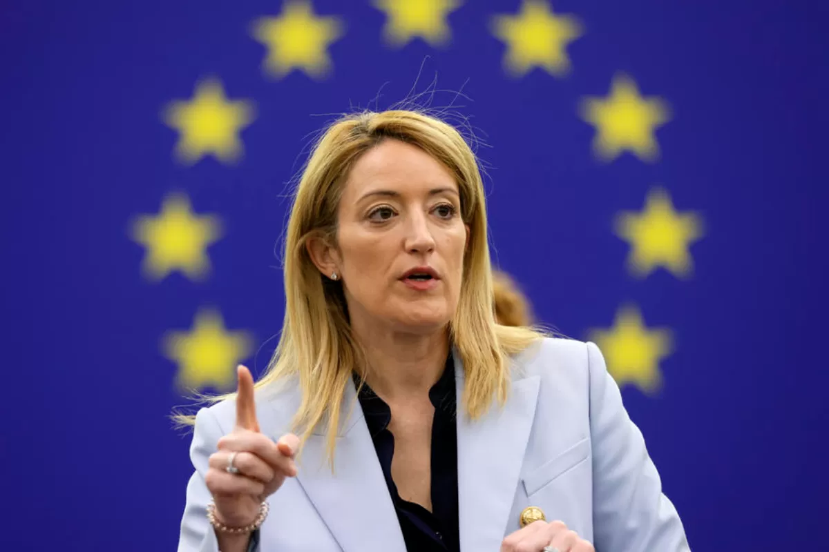 RĂZBOI ÎN UCRAINA: Embargou „total și imediat” pentru petrolul, cărbunele și gazul din Rusia – Parlamentul European