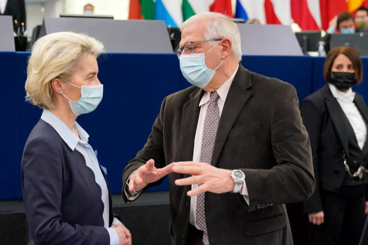 RĂZBOI ÎN UCRAINA: Responsabilii comunitari merg la Kiev