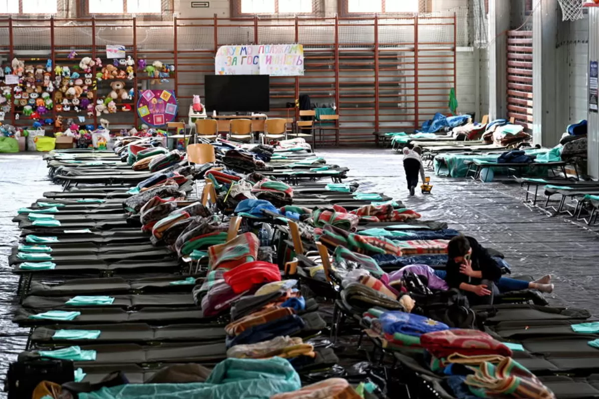 RĂZBOI ÎN UCRAINA: Mai bine de 4,4 milioane de ucraineni şi-au părăsit ţara, de la invazia rusă; 90% sunt femei şi copii