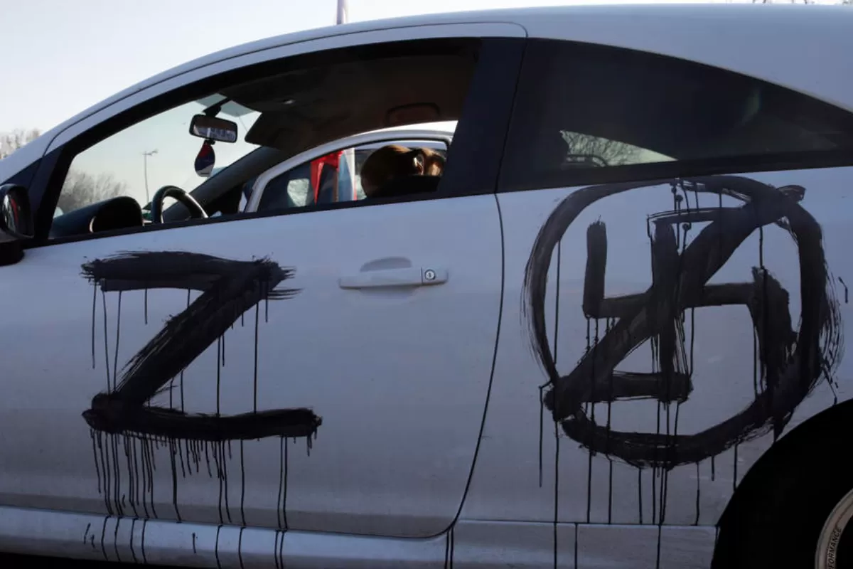 RĂZBOI ÎN UCRAINA: Găgăuzii din Republica Moldova protestează față de interzicerea simbolurilor marțiale rusești