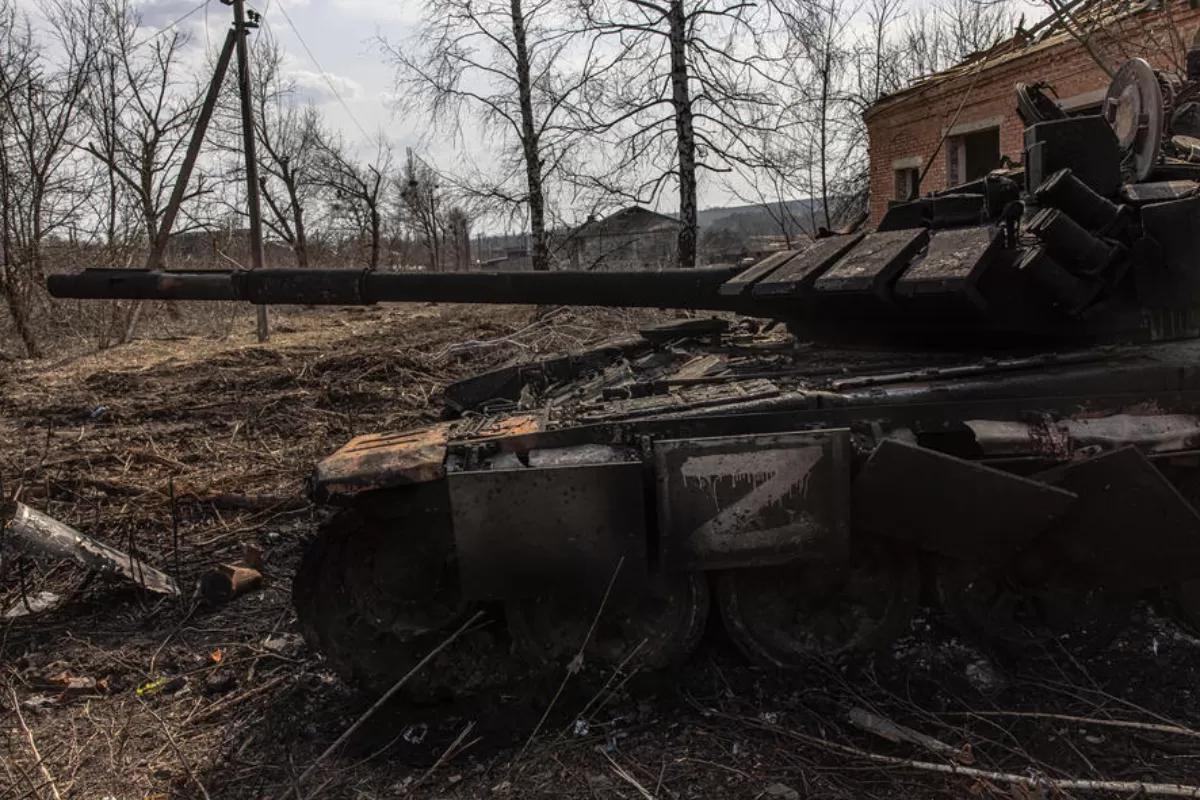 Republica Moldova vrea să interzică simbolurile armatei ruse și să blocheze propaganda Moscovei. Reacția politicienilor pro-ruși