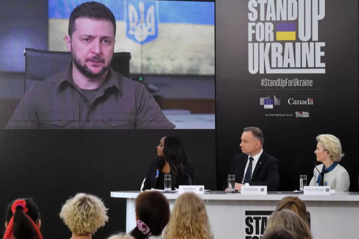 RĂZBOI ÎN UCRAINA: Ucraina anunţă că a completat chestionarul pentru aderarea la UE