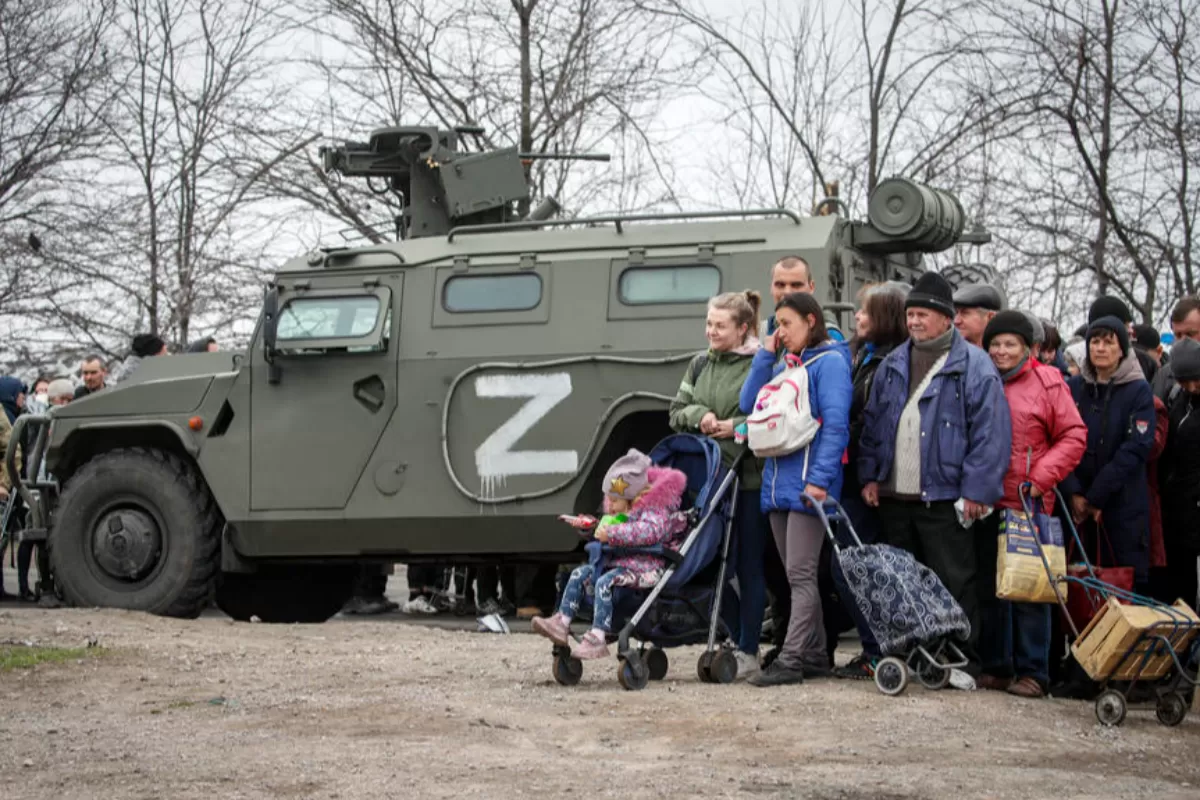 RĂZBOI ÎN UCRAINA: Ucraina speră să evacueze civilii blocaţi alături de combatanţi în combinatul Azovstal din Mariupol