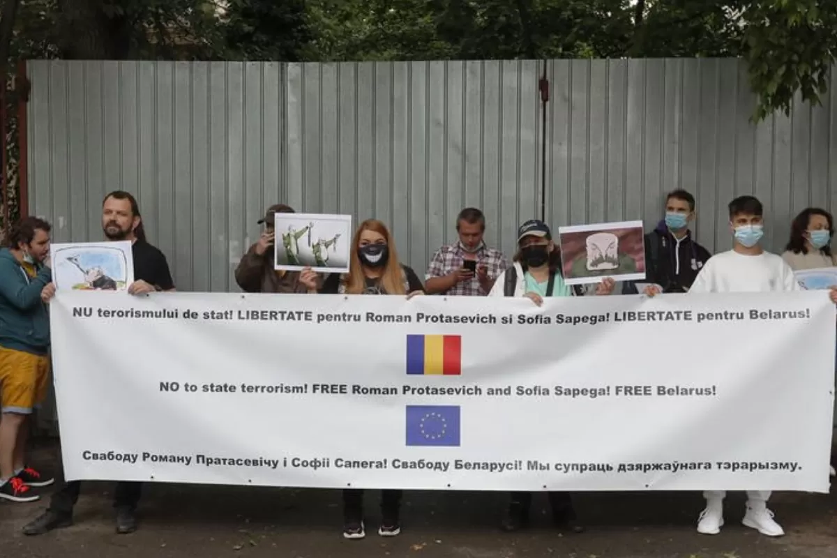 Belarus: şase ani de închisoare pentru iubita rusoaică a unui opozant local