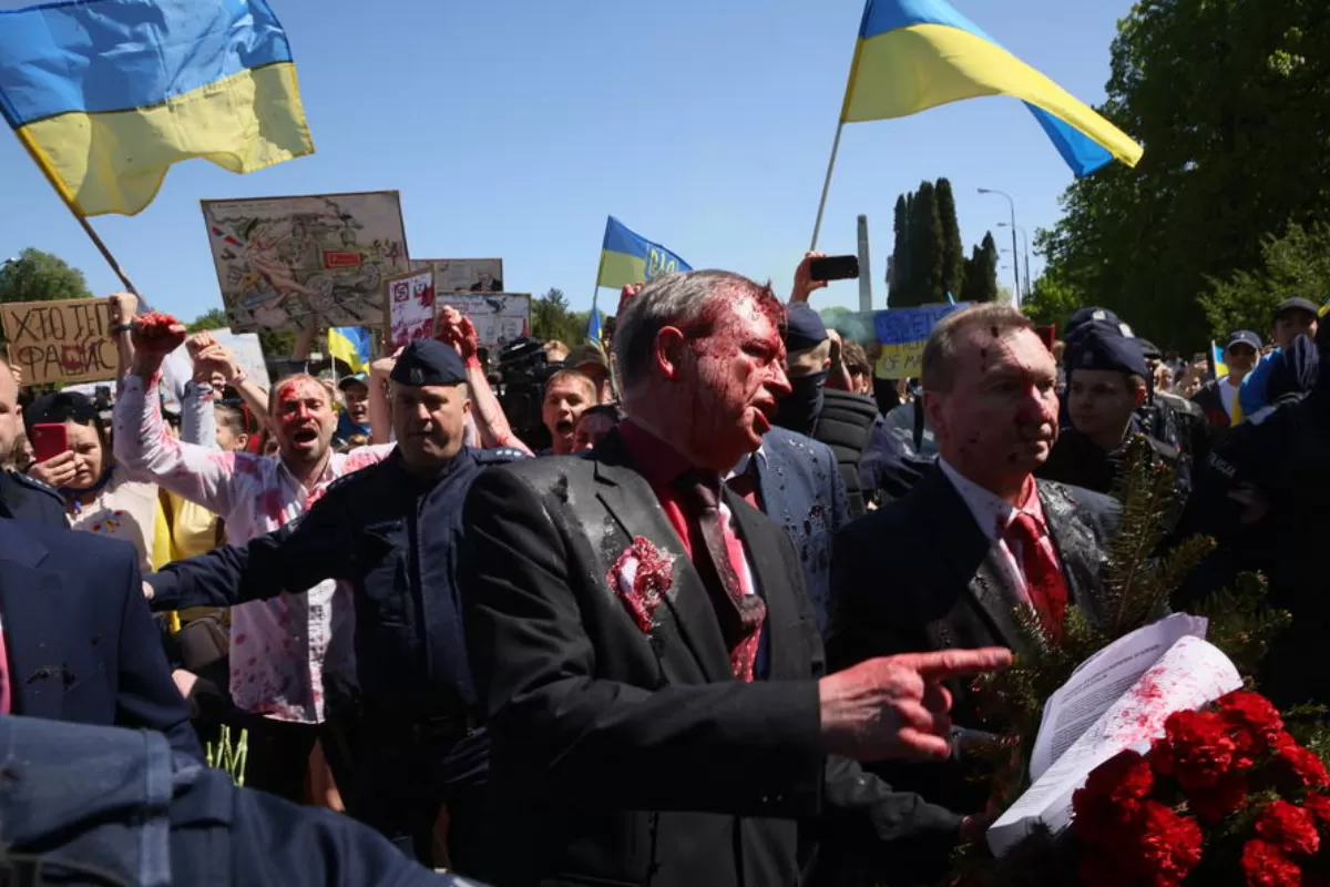 RĂZBOI ÎN UCRAINA: Rusia nu vrea să-și închidă ambasadele din Europa