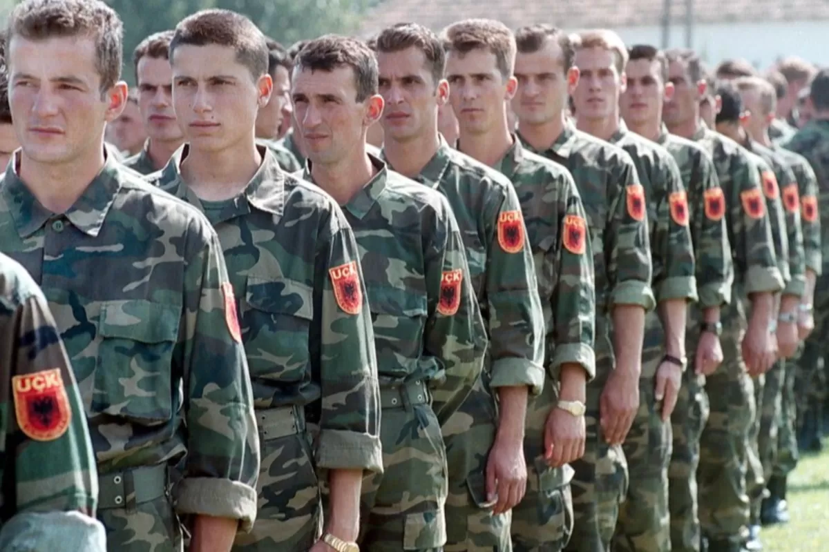 Veterani ai gherilei kosovare, condamnați la Haga