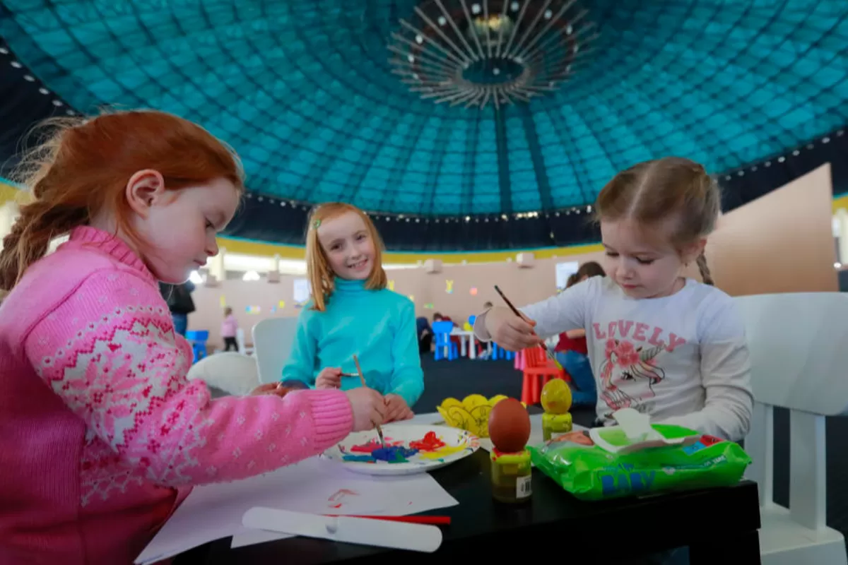 RĂZBOI ÎN UCRAINA: Peste un milion de oameni au fugit în România vecină după 24 februarie