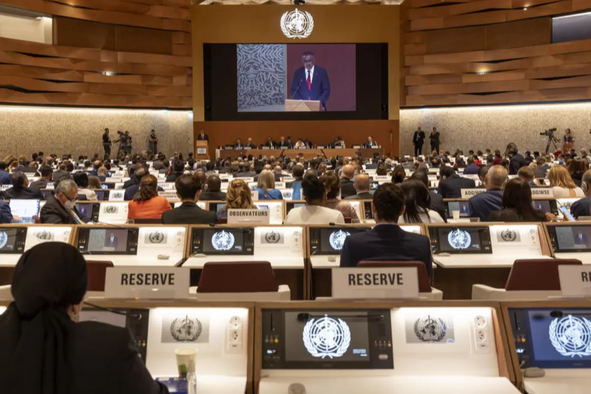 RĂZBOI ÎN UCRAINA: Adunarea OMS condamnă „în cei mai fermi termeni” invazia Rusiei în Ucraina