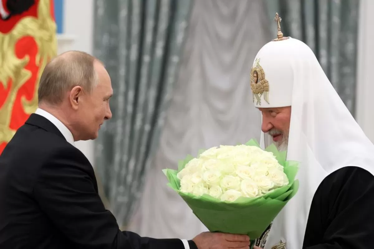 RĂZBOI ÎN UCRAINA: Ortodocșii ucraineni rup legăturile cu Rusia