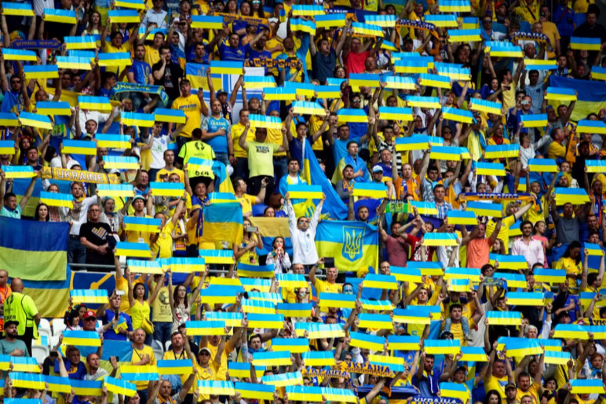 RĂZBOI ÎN UCRAINA: UPDATE: Meci decisiv la Cardiff pentru fotbaliștii ucraineni