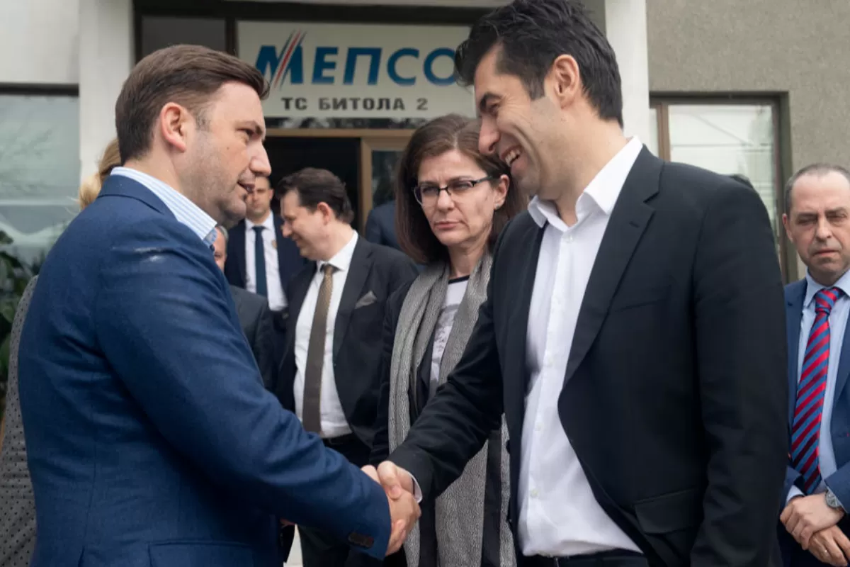 Parisul, dispus să medieze între Sofia și Skopje