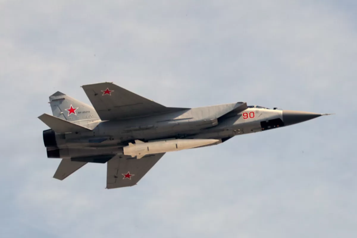 PROPAGANDĂ DE RĂZBOI: Statele Unite studiază armamentul rusesc capturat în Ucraina pentru a-i copia tehnologia ultramodernă