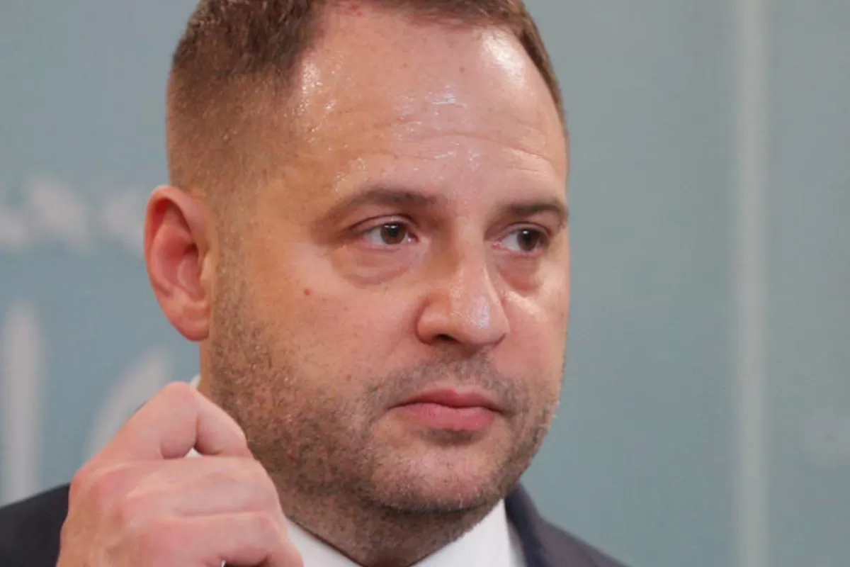 RĂZBOI ÎN UCRAINA: Kievul așteaptă mai mult armament greu de la țările furnizoare.