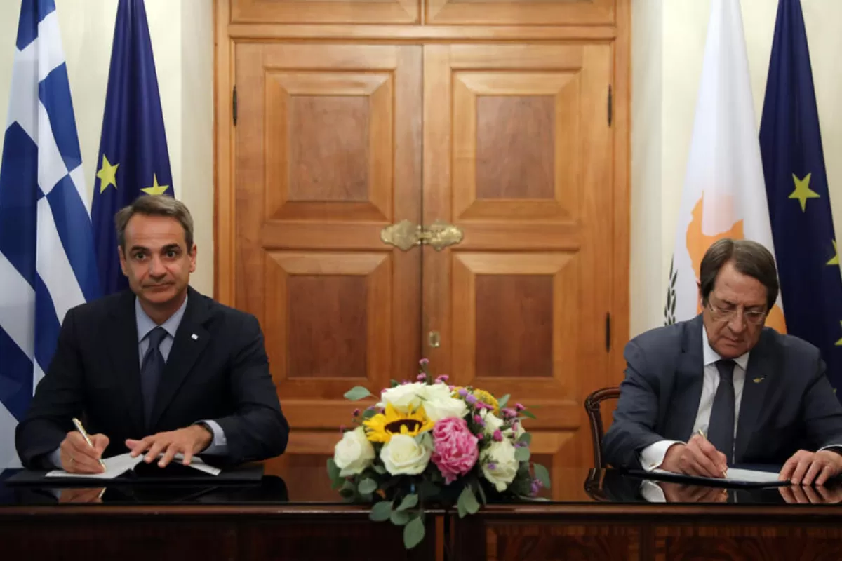 Atena preferă calea diplomatică în raporturile cu Ankara