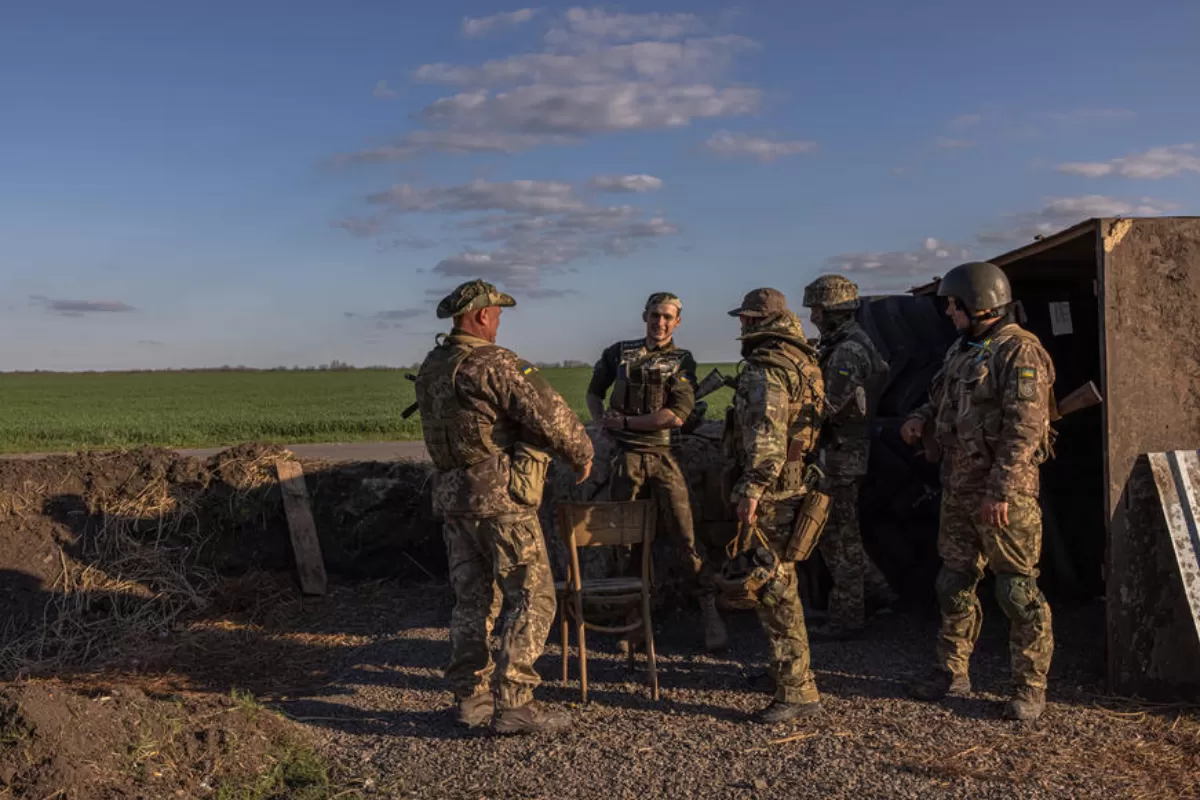 PROPAGANDĂ DE RĂZBOI: Voluntarii din Zaporojie se înscriu într-un batalion care va apăra regiunea de armata ucraineană