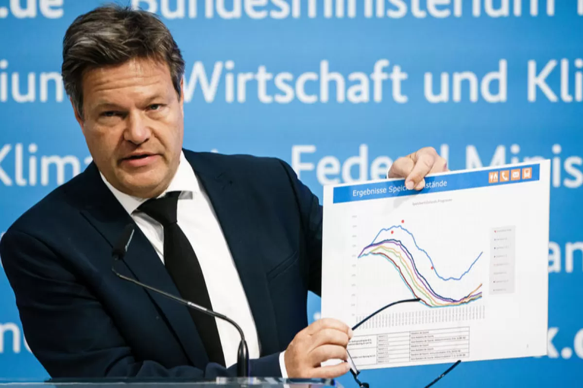 RĂZBOI ÎN UCRAINA: Germania mai face un pas spre raționalizarea gazelor, după ce Rusia și-a redus livrările
