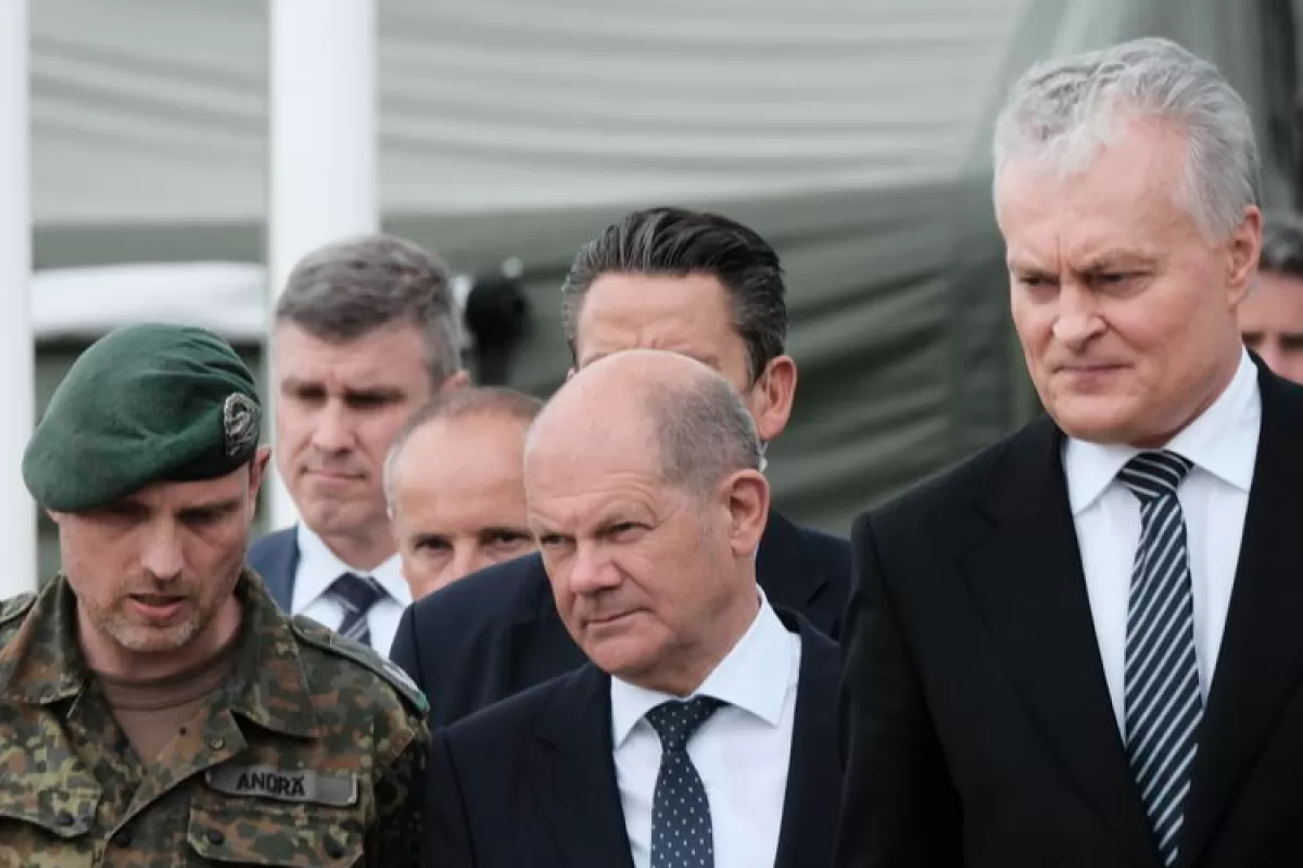 RĂZBOI ÎN UCRAINA: Lituania cere o prezență NATO permanentă în țările baltice pentru a contracara o posibilă amenințare rusă prin Belarus.