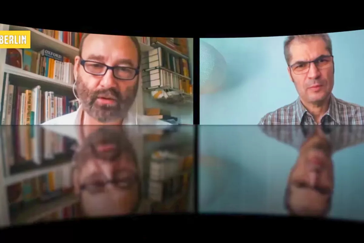 Breaking Fake News! - „Presa mincinoasă