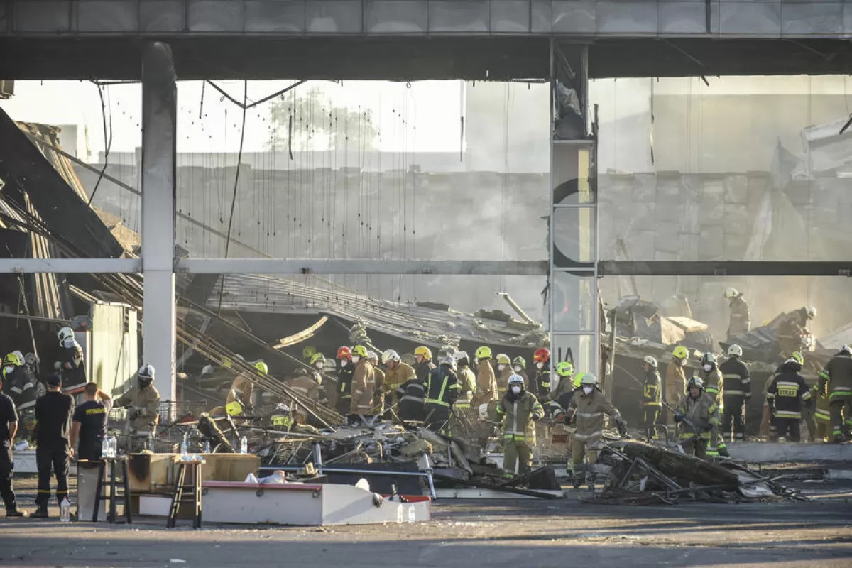 RĂZBOI ÎN UCRAINA: Moscova pretinde ca ucrainenii să capituleze