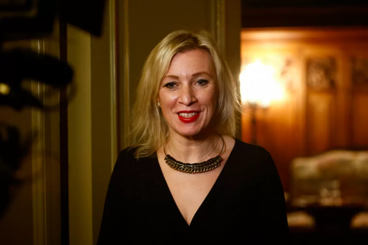 Purtătoarea de cuvânt a Ministerului de Externe al Rusiei, Maria Zakharova, participă la o conferință de presă comună a ministrului rus de externe Serghei Lavrov și a ministrului german de externe Annalena Baerbock după întâlnirea lor de la Moscova, Rusia, 18 ianuarie 2022.