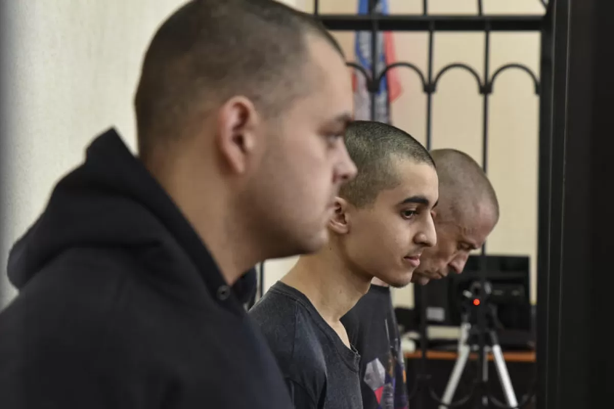 RĂZBOI ÎN UCRAINA: Autoritățile separatiste din Donețk aprobă pedeapsa capitală