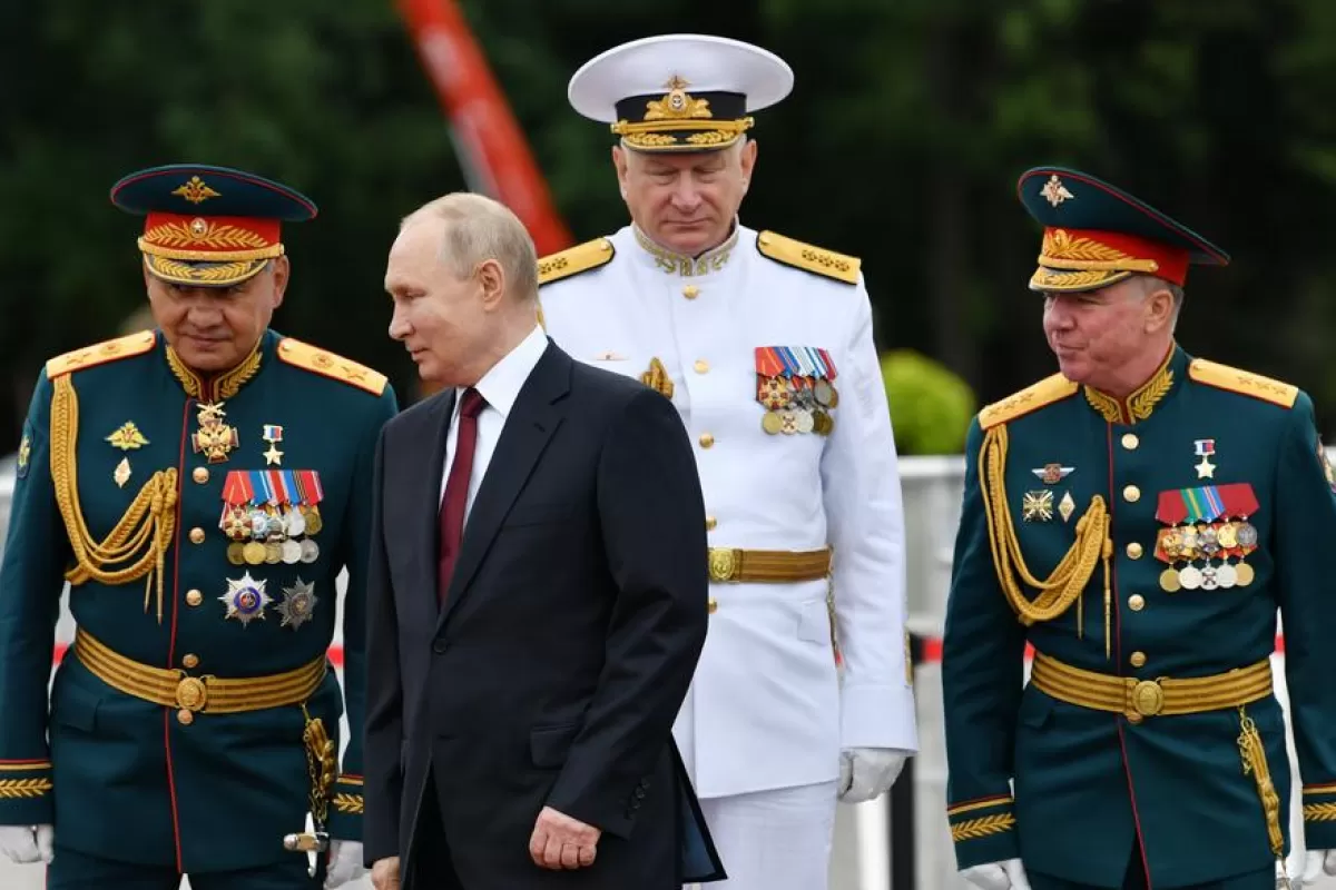 RĂZBOI ÎN UCRAINA: Comandanții ruși își feresc rudele de războiul din Ucraina